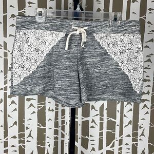 Space Dyed French Terry Lace Trim Shorts sz L